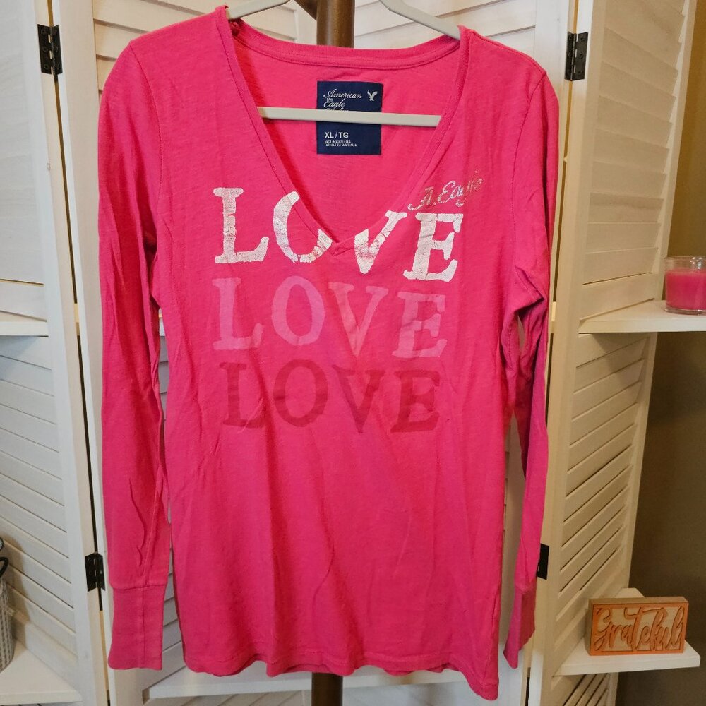 American Eagle Outfitters, XL/TG, Long Sleeved, LOVE, T-Shirt
